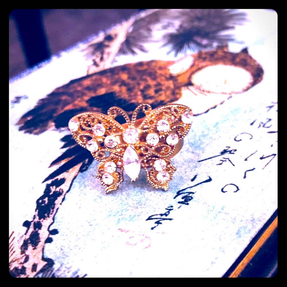 Butterfly Rhinestone Gold tone adjustable ring - Picture 7 of 10